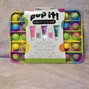 Pop It! Beauty in a Bag Set